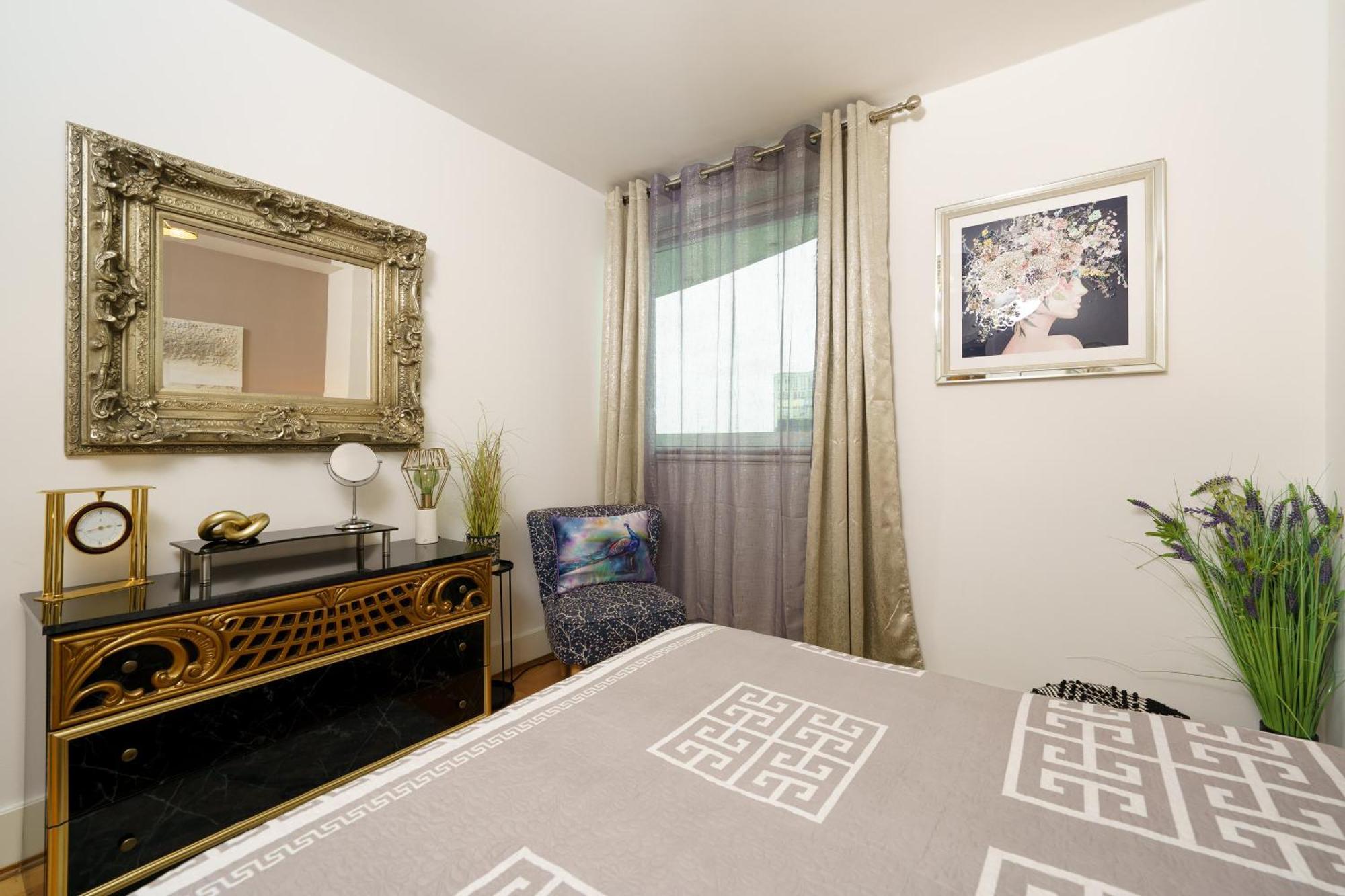 St George Thames Apartment London Ngoại thất bức ảnh